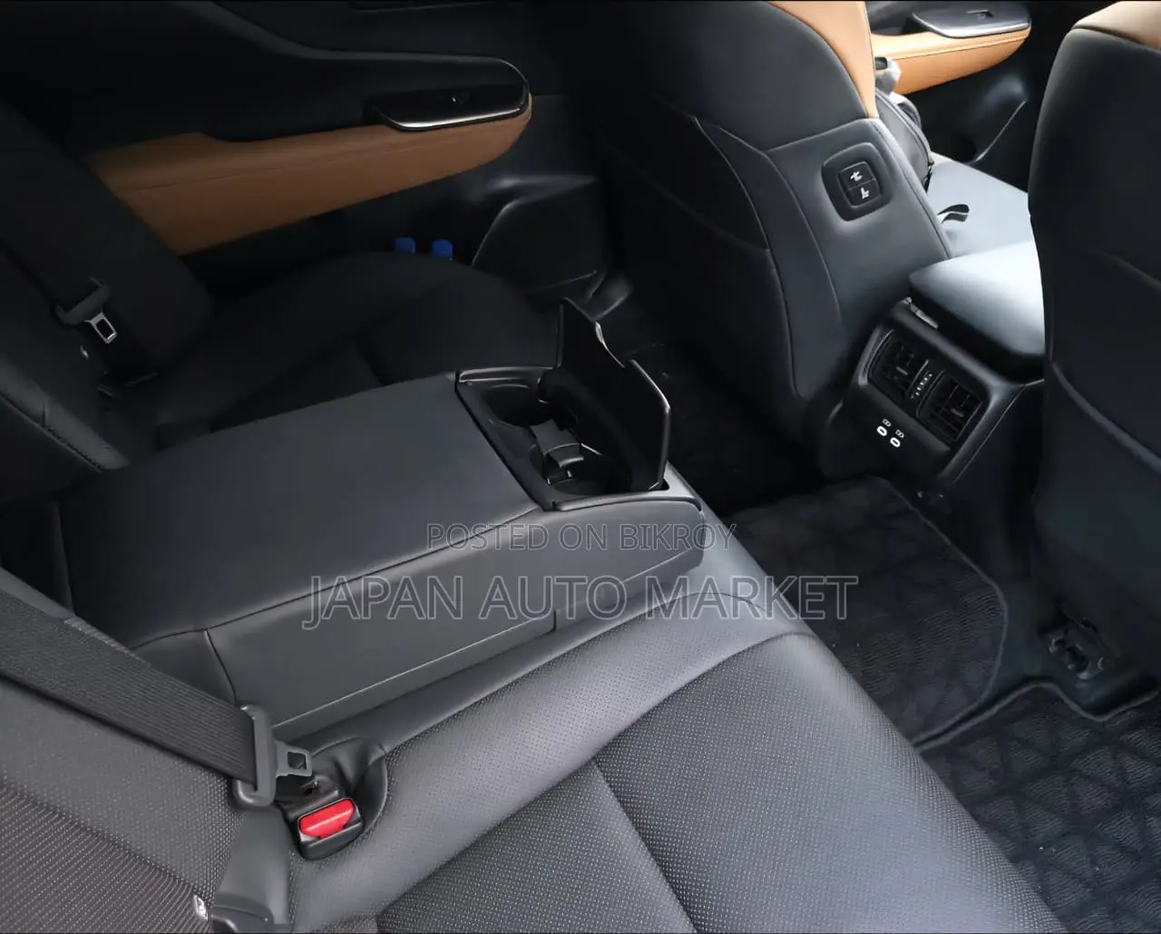 Toyota Crown 2022 Black