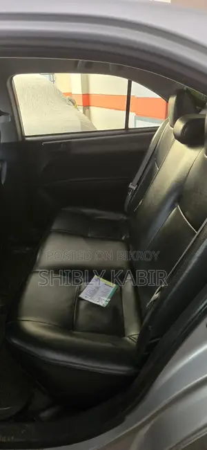 টয়োটা অ্যাক্সিও ২০১৫ সিলভার