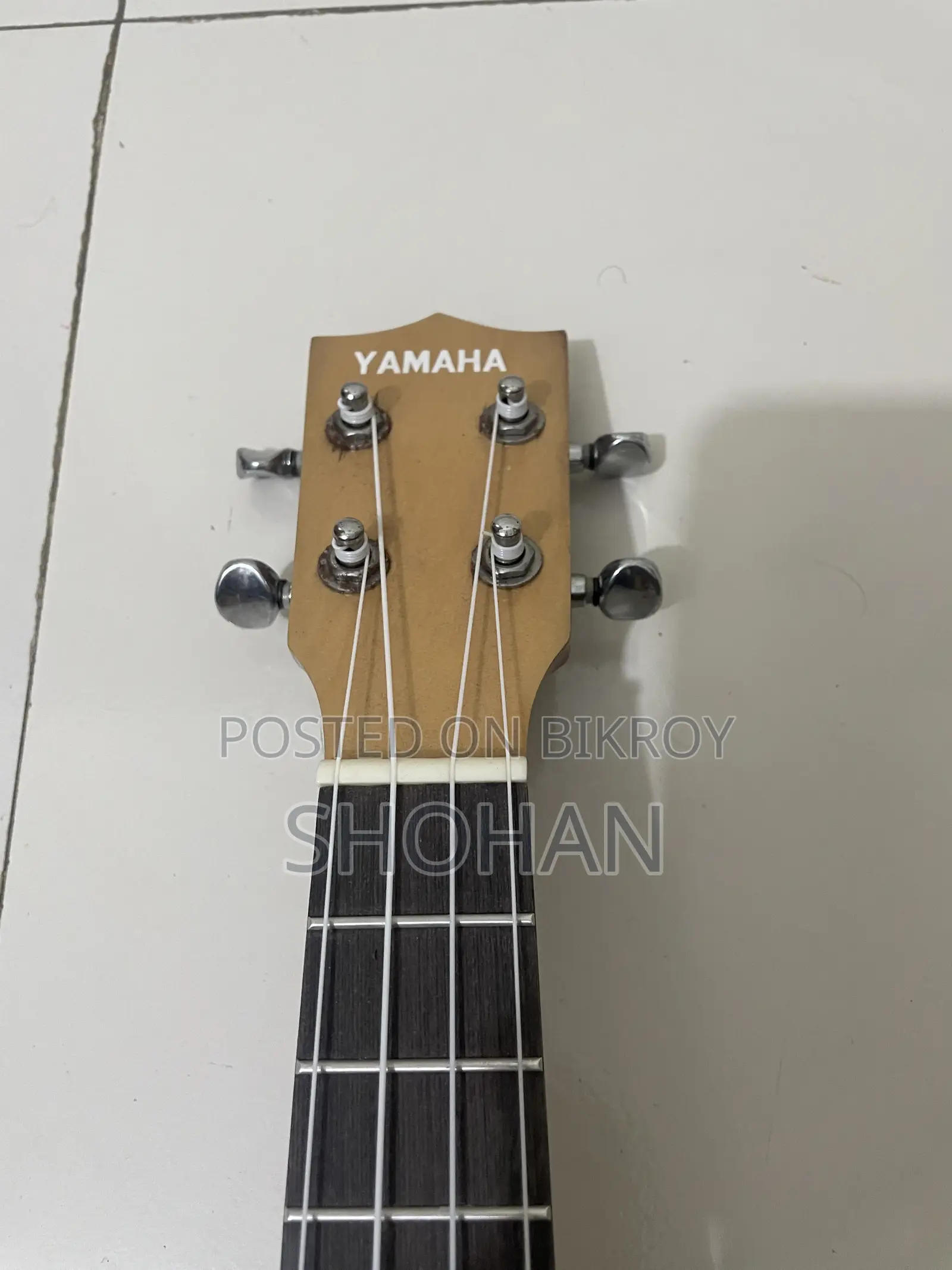 Ukulele for sale, full fresh new condition