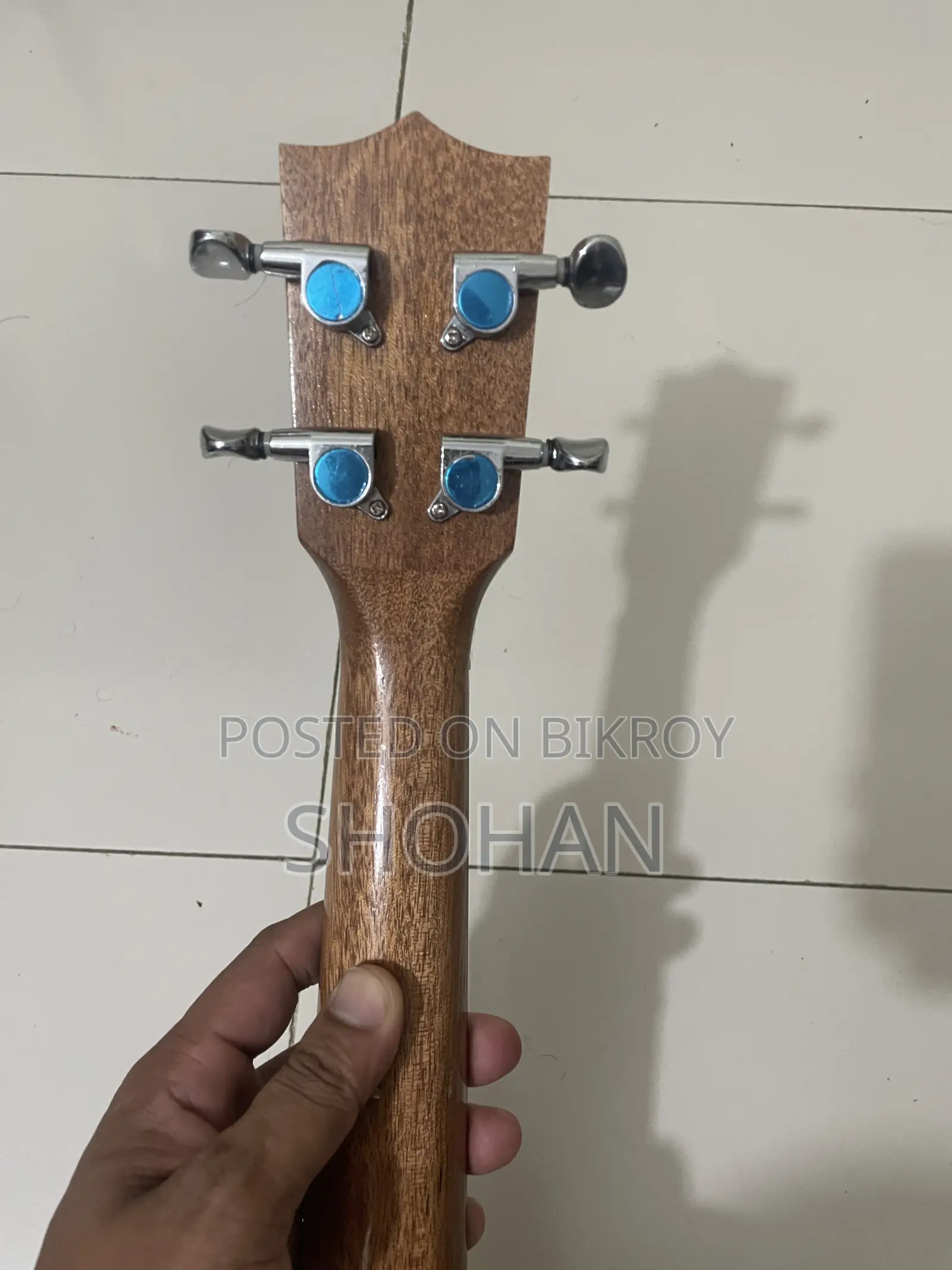 Ukulele for sale, full fresh new condition