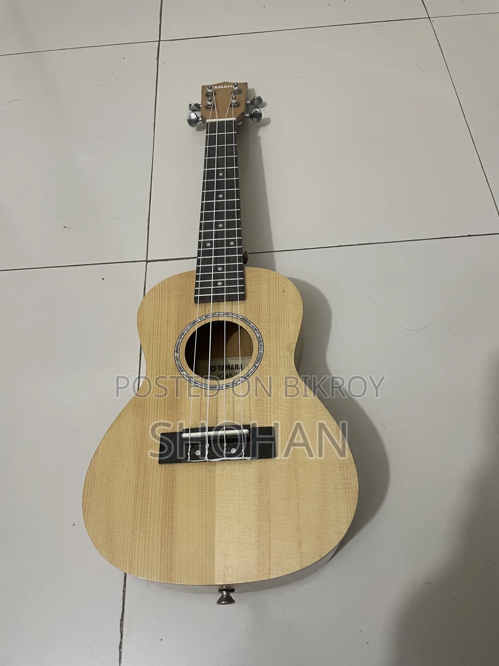 Ukulele for sale, full fresh new condition