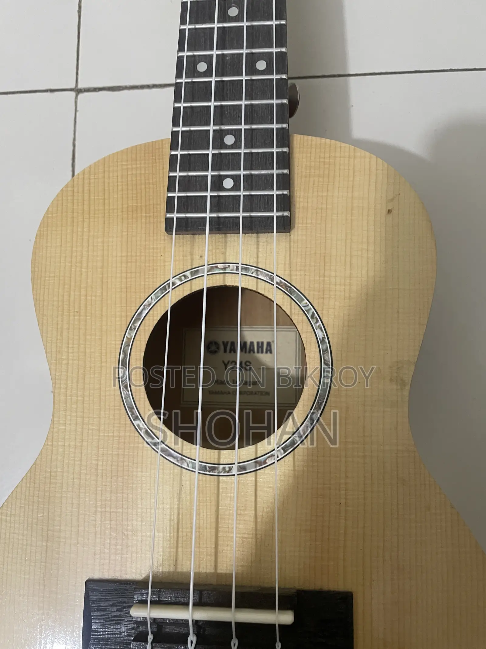 Ukulele for sale, full fresh new condition