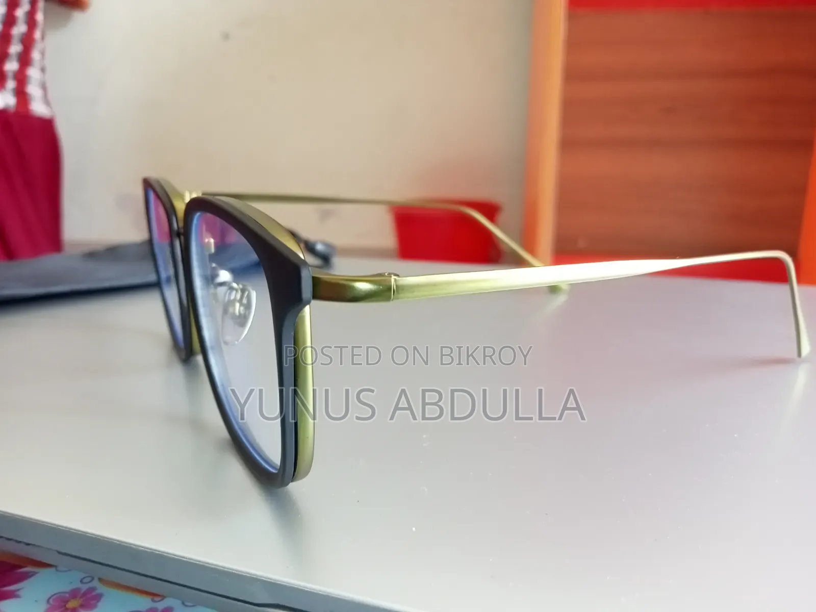 Anti-Reflection Glasses (Choshma)