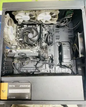 Desktop Computer 8GB AMD Ryzen 5 HDD 256GB