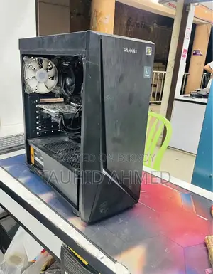 Desktop Computer 8GB AMD Ryzen 5 HDD 256GB