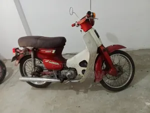 Honda 1985 Red