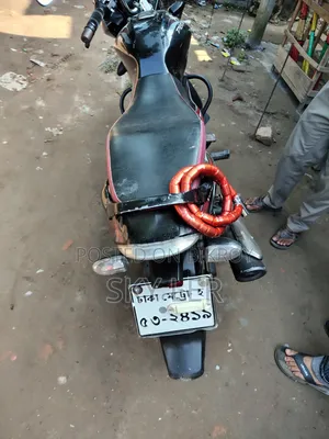 বাজাজ ডিসকভার ১০০ ২০১৪ ব্ল্যাক