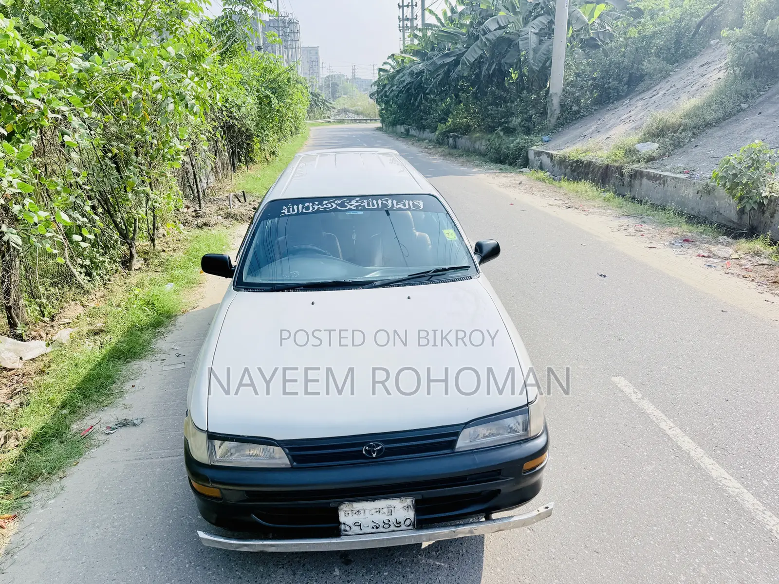 Toyota Corolla Sedan 2001 White