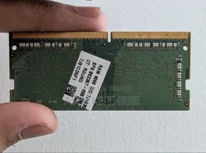 DDR4 4 GB RAM