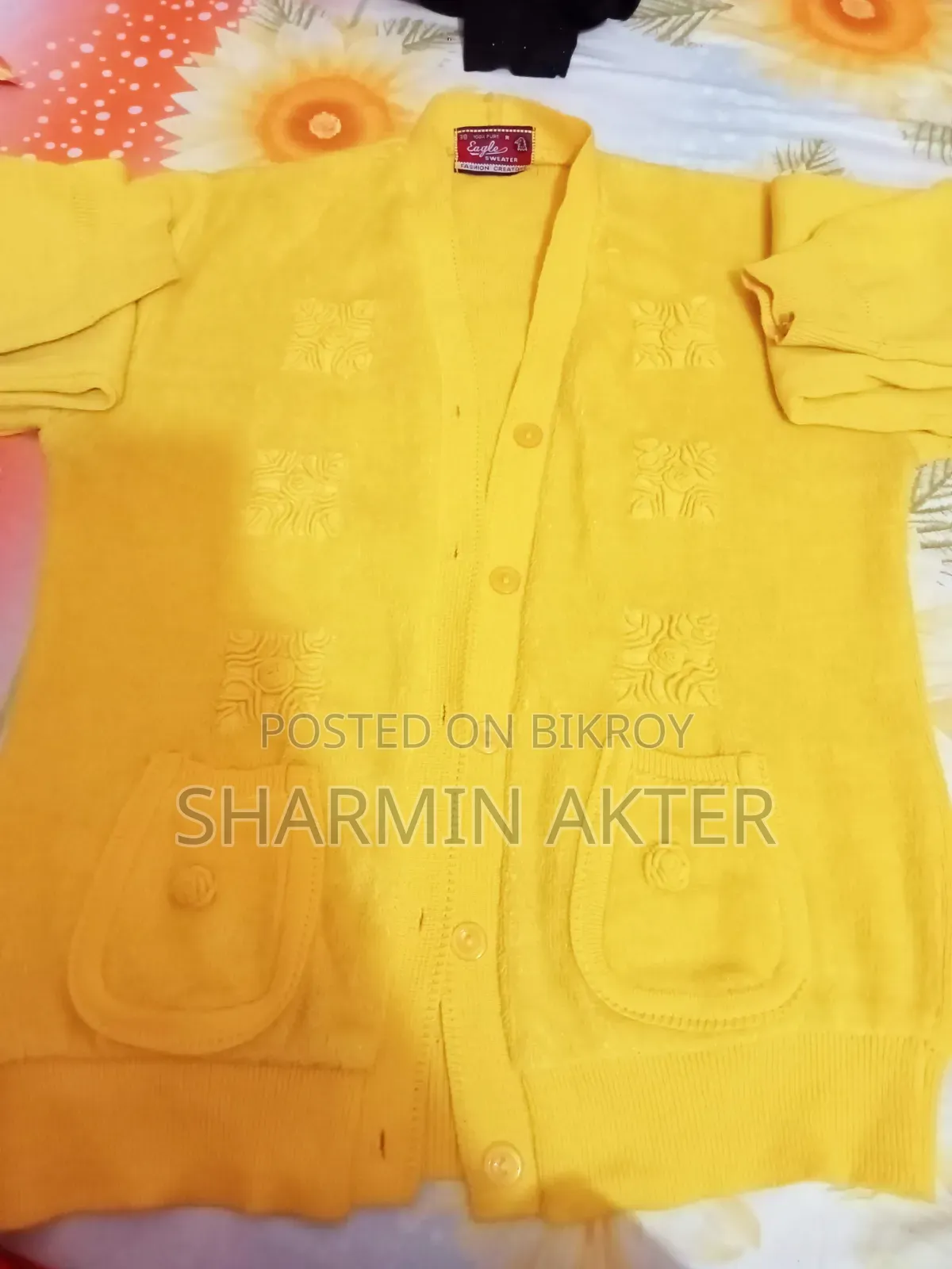 ব্যবহৃত কিছু শীতের কাপড় সেল দেব ।