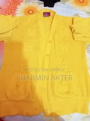 ব্যবহৃত কিছু শীতের কাপড় সেল দেব ।