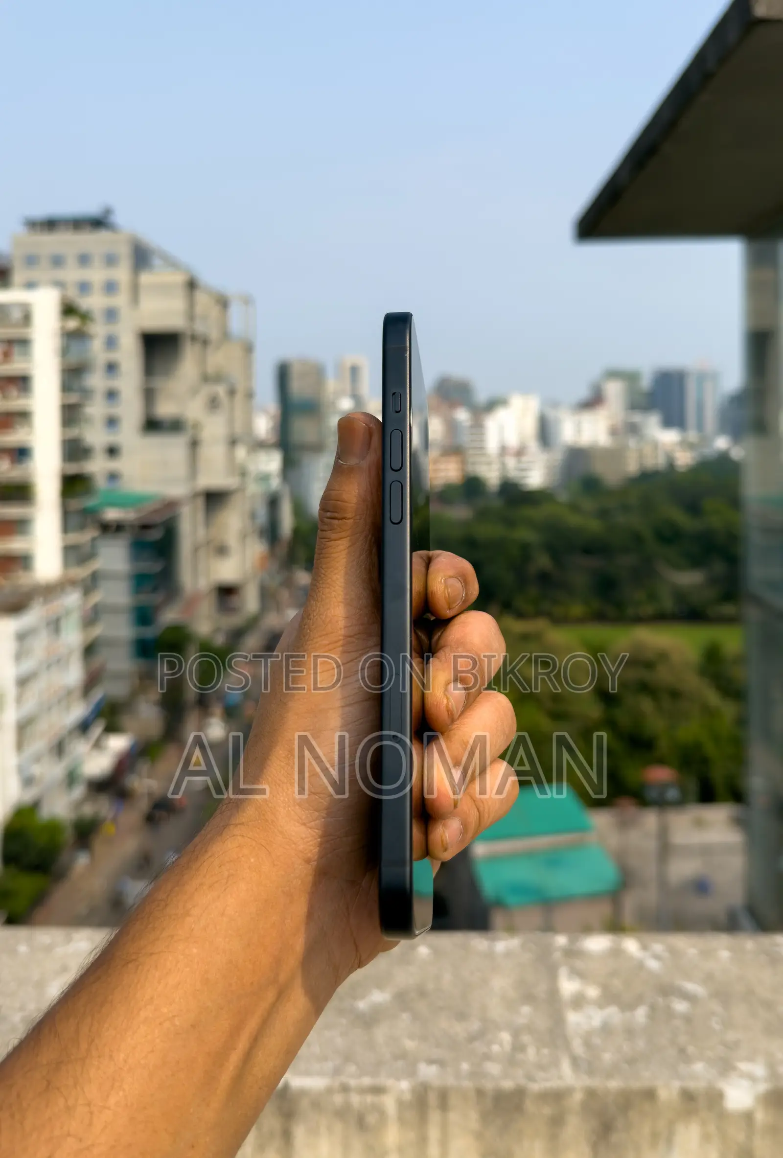 নতুন অ্যাপল আইফোন ১৫ প্লাস ২৫৬ জিবি ব্ল্যাক