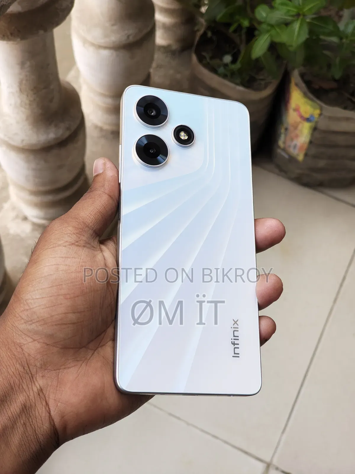 Infinix Hot 30 128 GB Blue