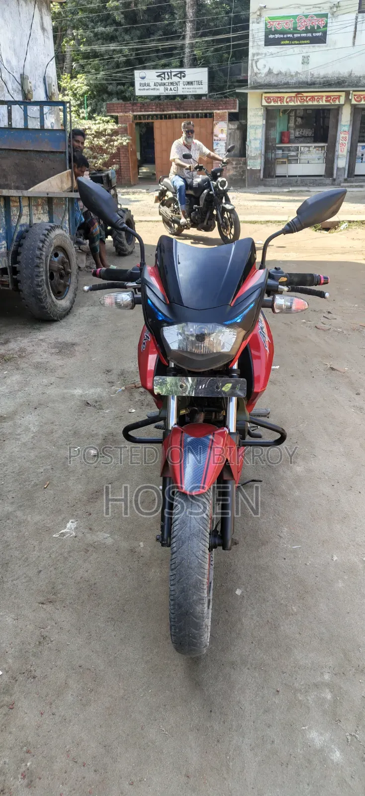 TVS Apache RTR 160 2V 2015 Red