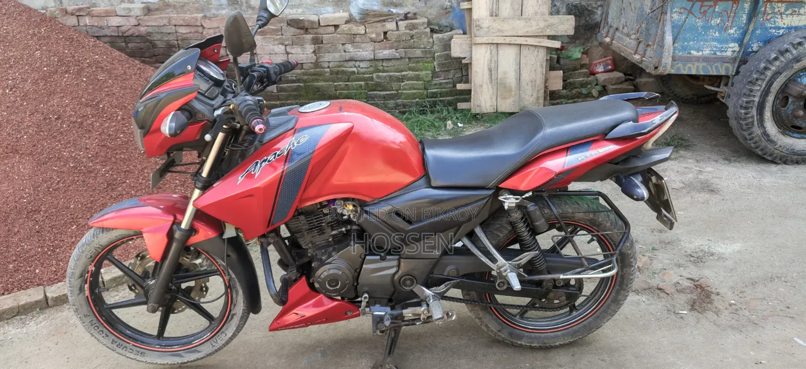 TVS Apache RTR 160 2V 2015 Red