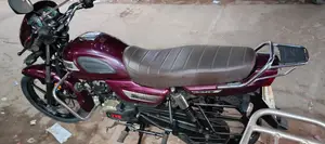 TVS Radeon 2019 Red