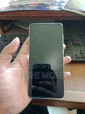 স্যামসাং গ্যালাক্সি এস২১ ৫জি ১২৮ জিবি সাদা