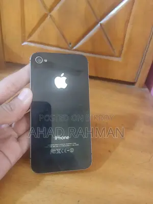 অ্যাপল আইফোন ৪এস ৬৪ জিবি ব্ল্যাক