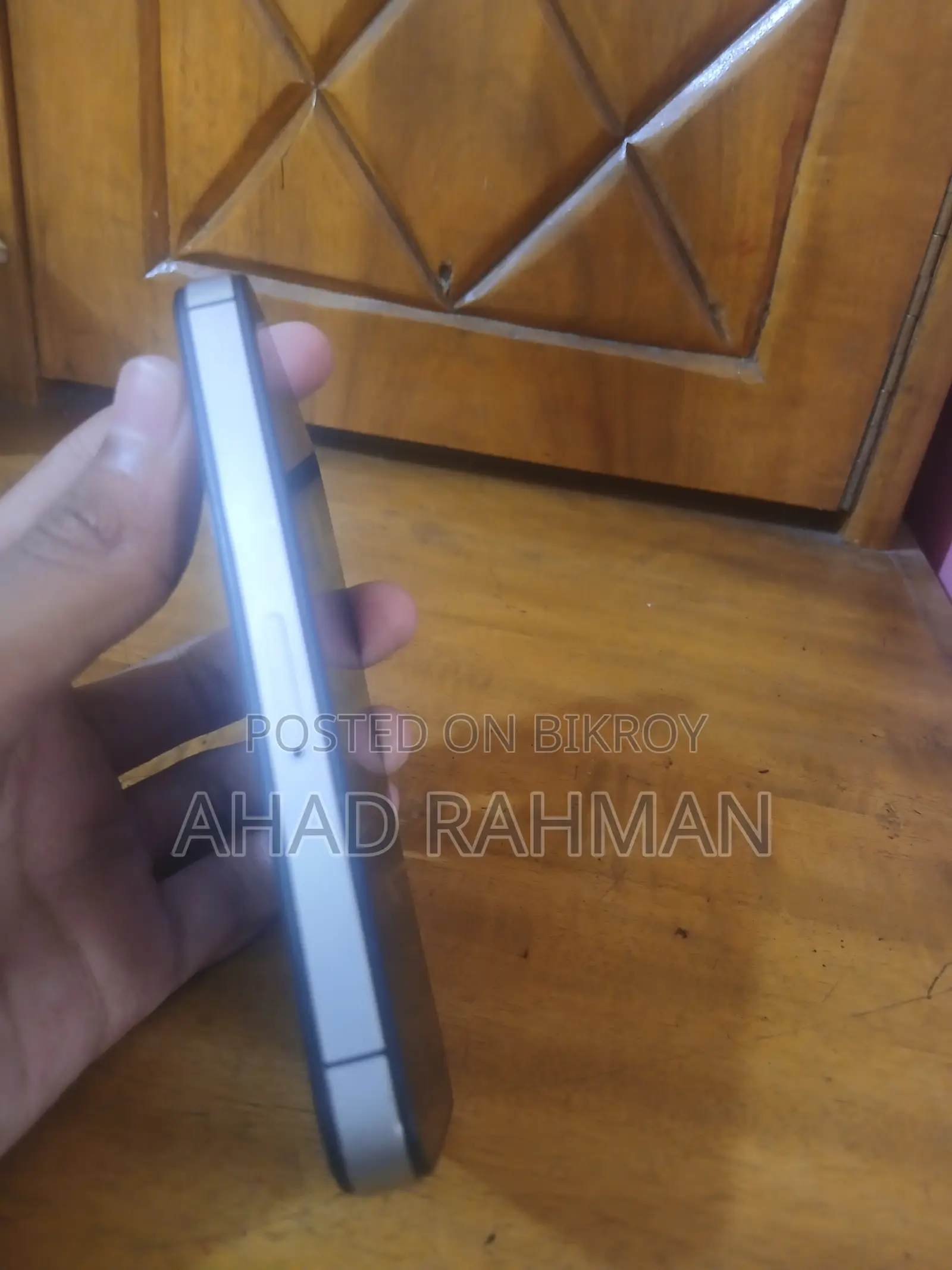 অ্যাপল আইফোন ৪এস ৬৪ জিবি ব্ল্যাক