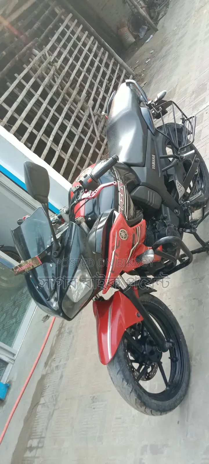 ইয়ামাহা ফেজার ভি১ ২০১৪ ব্ল্যাক