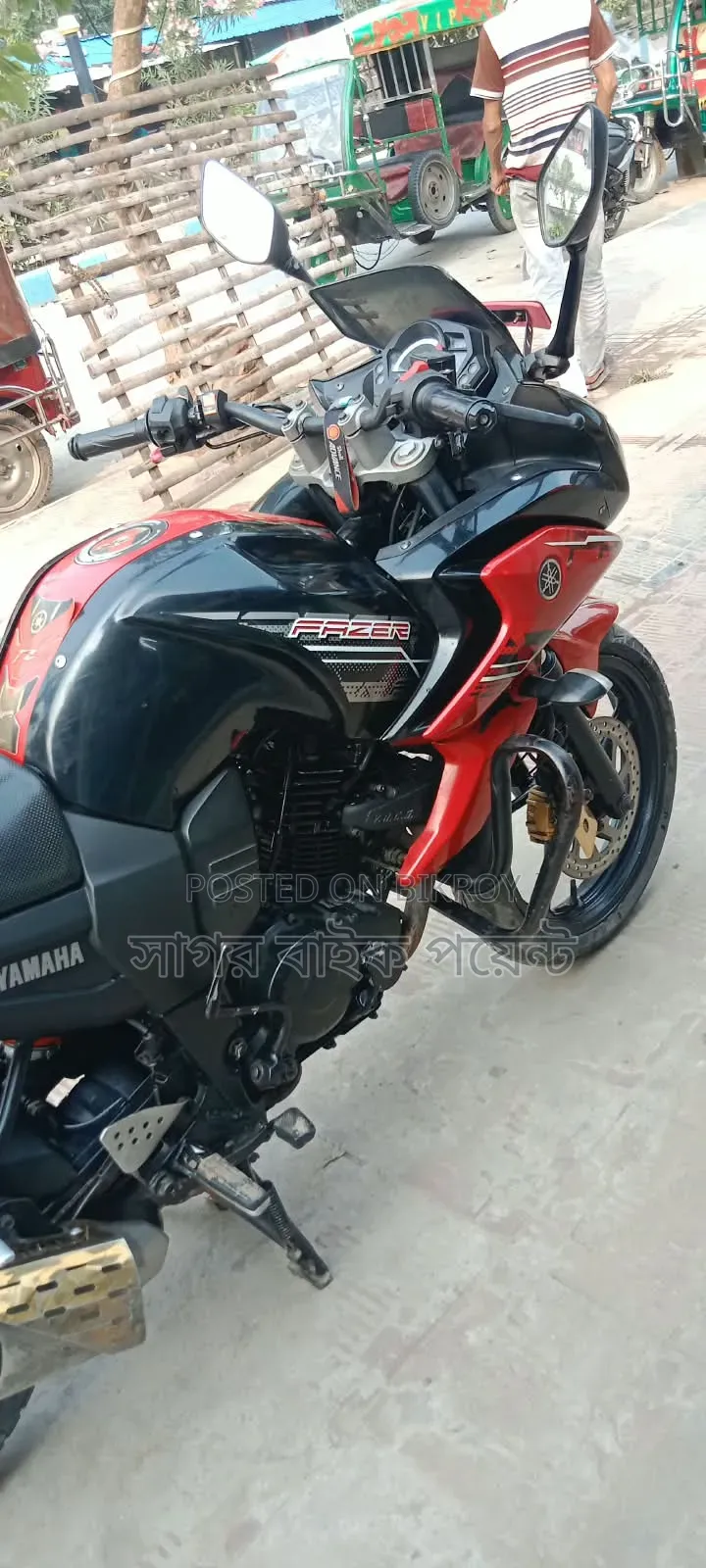 ইয়ামাহা ফেজার ভি১ ২০১৪ ব্ল্যাক