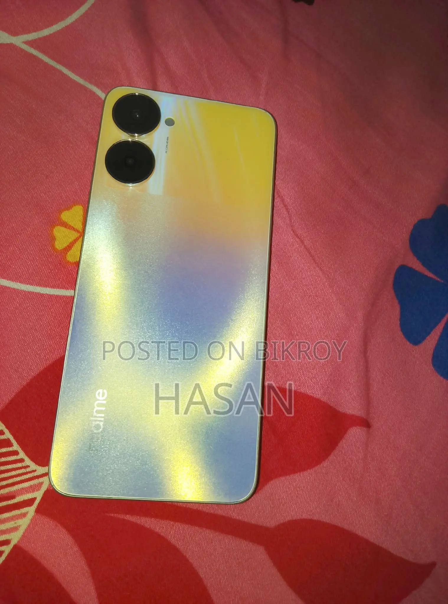 Realme V30 128 GB Gold