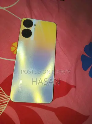 রিয়েলমি ভি৩০ ১২৮ জিবি গোল্ড