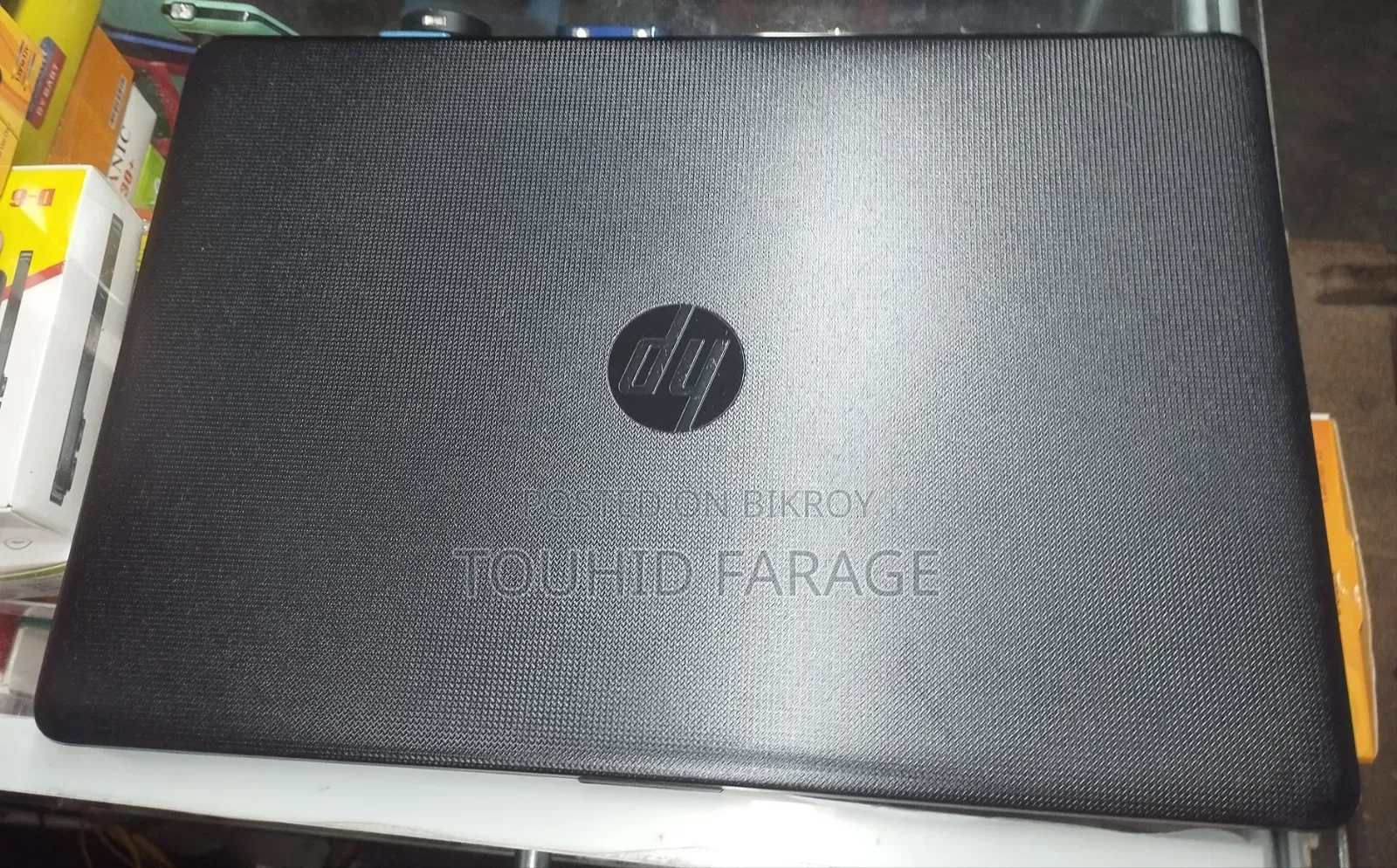 Laptop HP 15 4GB Intel Core i3 SSHD+SSD 1T