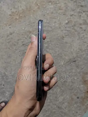 অ্যাপল আইফোন এক্সএস ২৫৬ জিবি ব্ল্যাক
