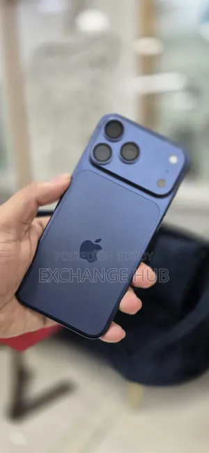 অ্যাপল আইফোন ১৭ প্রো ম্যাক্স ২৫৬ জিবি ব্লু