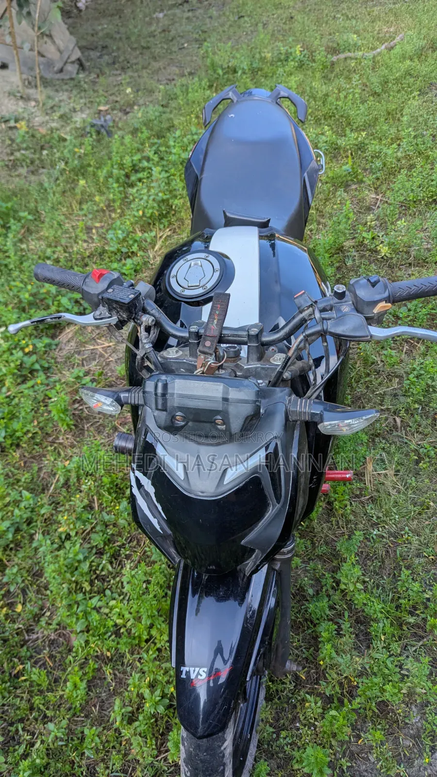 TVS Apache 160 4V 2023 Black