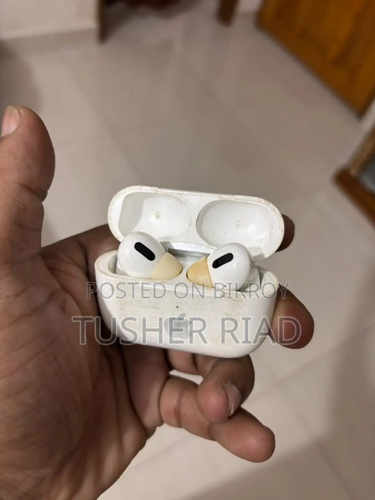 Apple AirPods Pro (Chinese Copy) | Fresh Condition