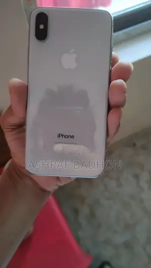 Apple iPhone X 64 GB White