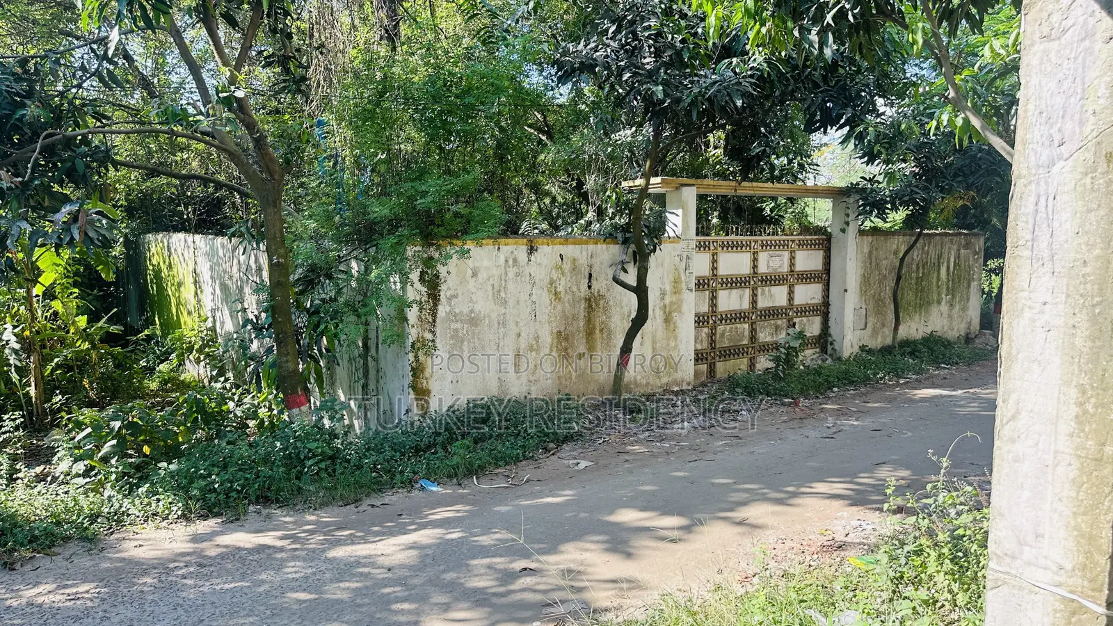 জমি বিক্রি আতি বাজার মডেল টাউন