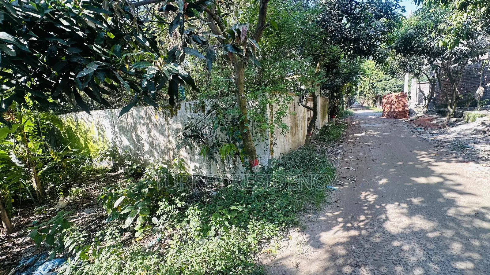 জমি বিক্রি আতি বাজার মডেল টাউন