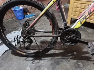This is a good gear cycle looks very nice and front and back wheels
