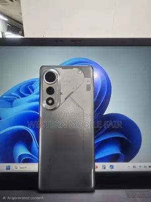 Tecno Pova Curve 256 GB Silver