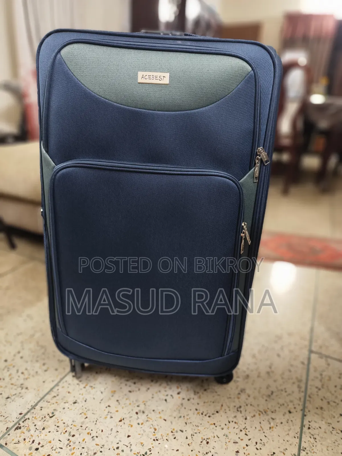 ট্রলি ব্যাগ এবং লাগেজ