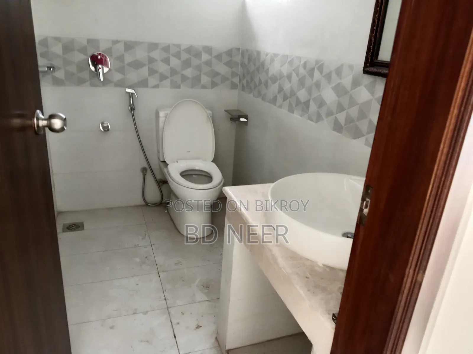 4 Bedroom Apartment in Gulshan for rent