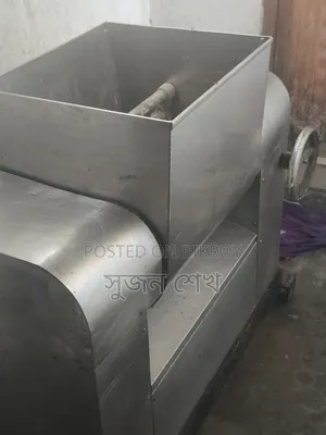 Biscuit dough mixer