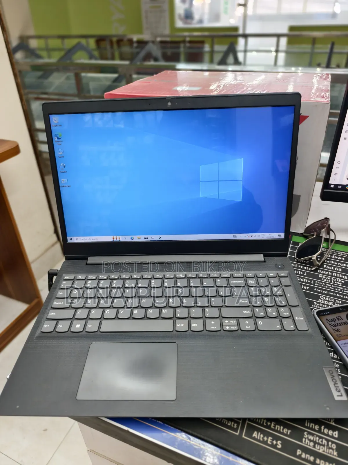 Laptop Lenovo 8GB Intel Core i3 SSD 128GB