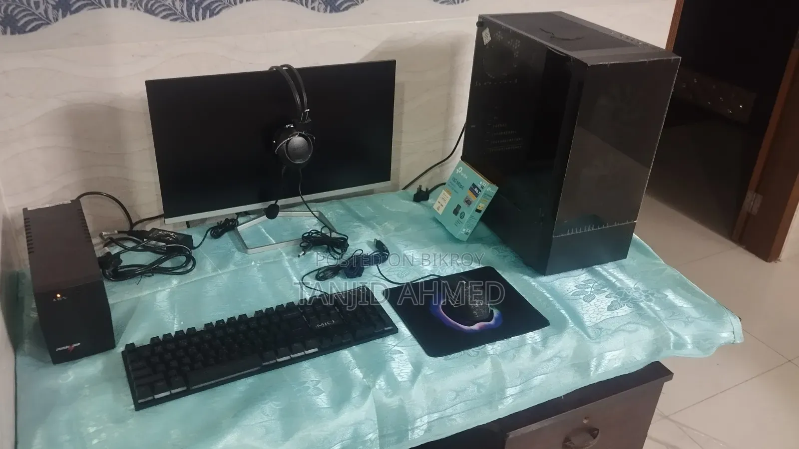 Gaming PC Setup With Monitor, Keyboard & Mouse