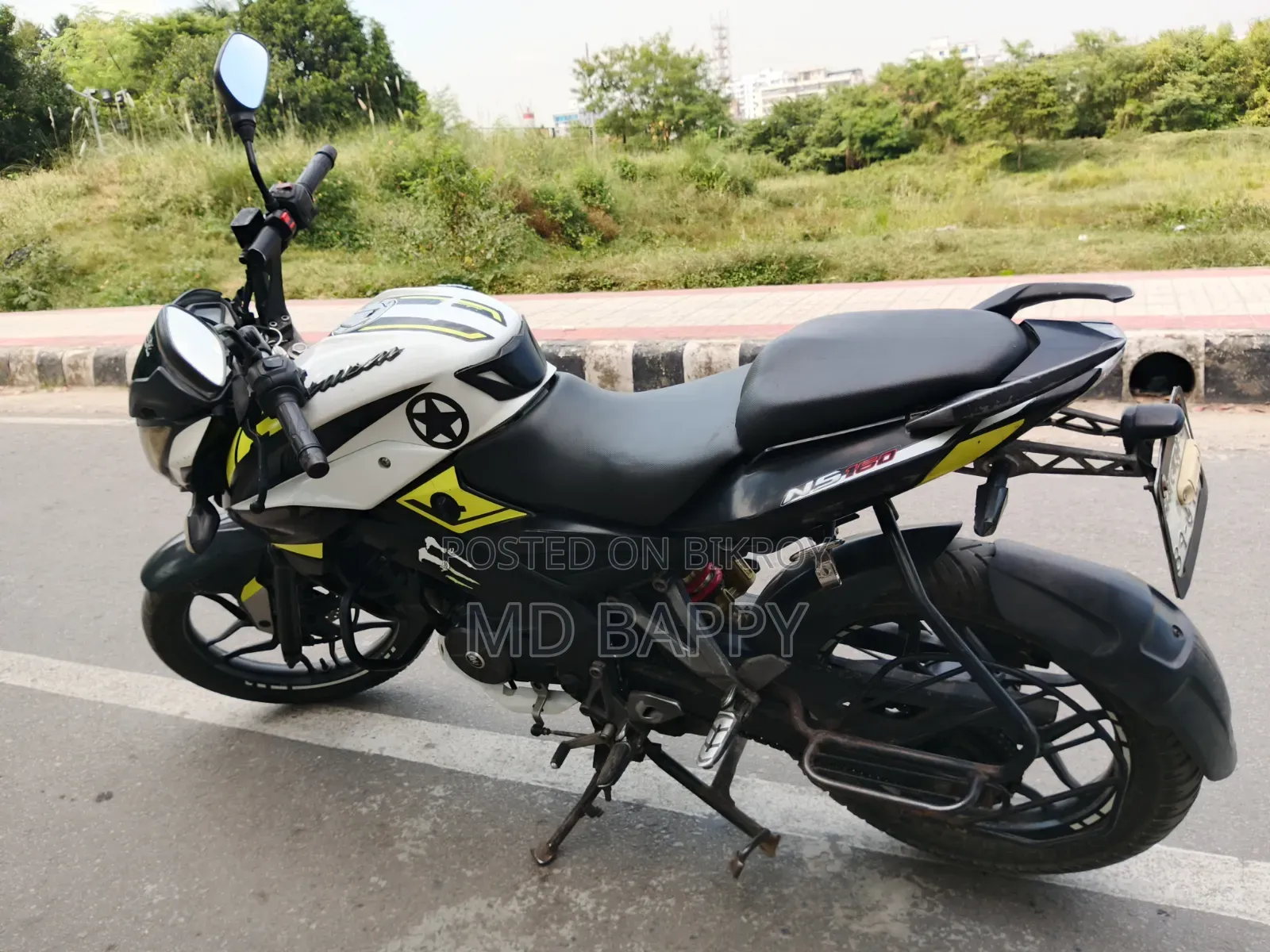 Bajaj Pulsar NS 160 2020 White