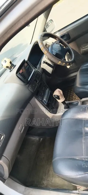 Toyota Corolla Sedan 1999 Pearl