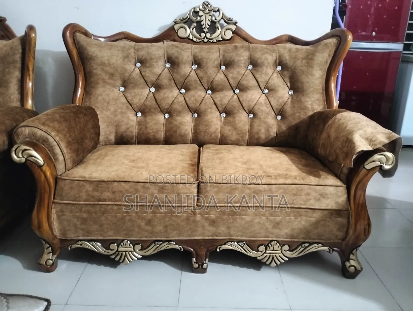 ভিক্টোরিয়ান ৬-সීটার সোফা