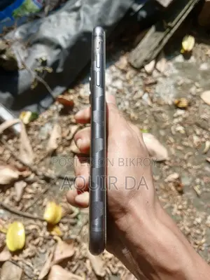 New Apple iPhone 11 64 GB Black