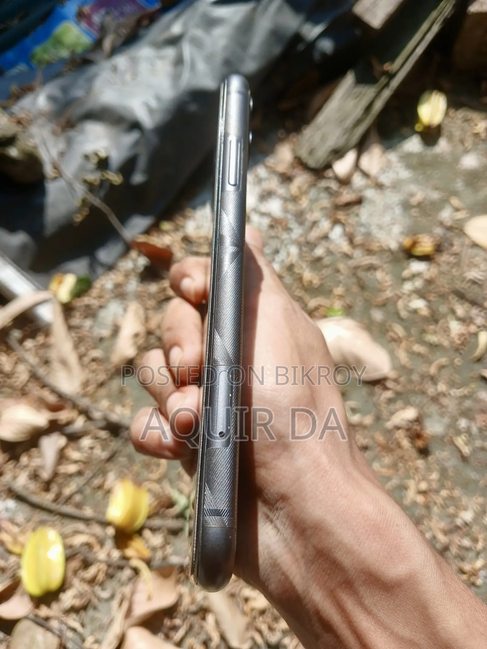 New Apple iPhone 11 64 GB Black