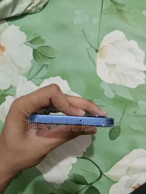 নতুন স্যামসাং গ্যালাক্সি এ১৭ ৫জি ১২৮ জিবি নীল