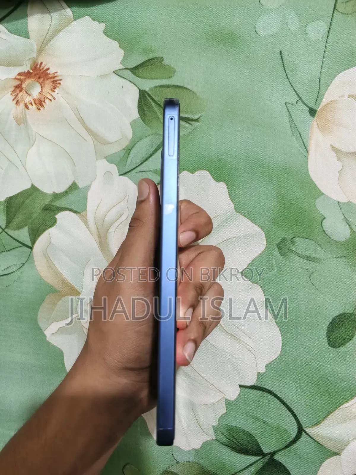 নতুন স্যামসাং গ্যালাক্সি এ১৭ ৫জি ১২৮ জিবি নীল