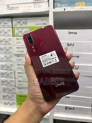 ভীভো ওয়াই১৭ ২৫৬ জিবি রেড